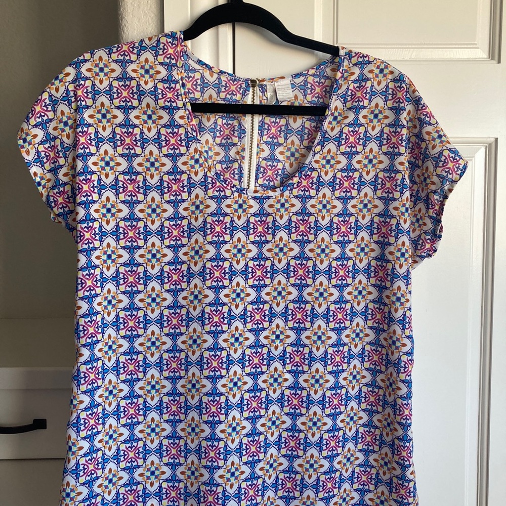 Short sleeve blouse